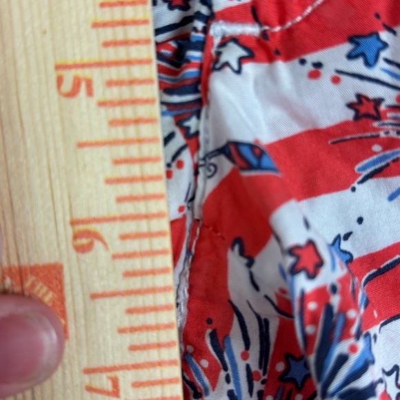 EUC Lilly Pulitzer Women’s Callahan Sunseeker Shorts in She’s a Firecracker Sz 0 - Picture 5 of 12